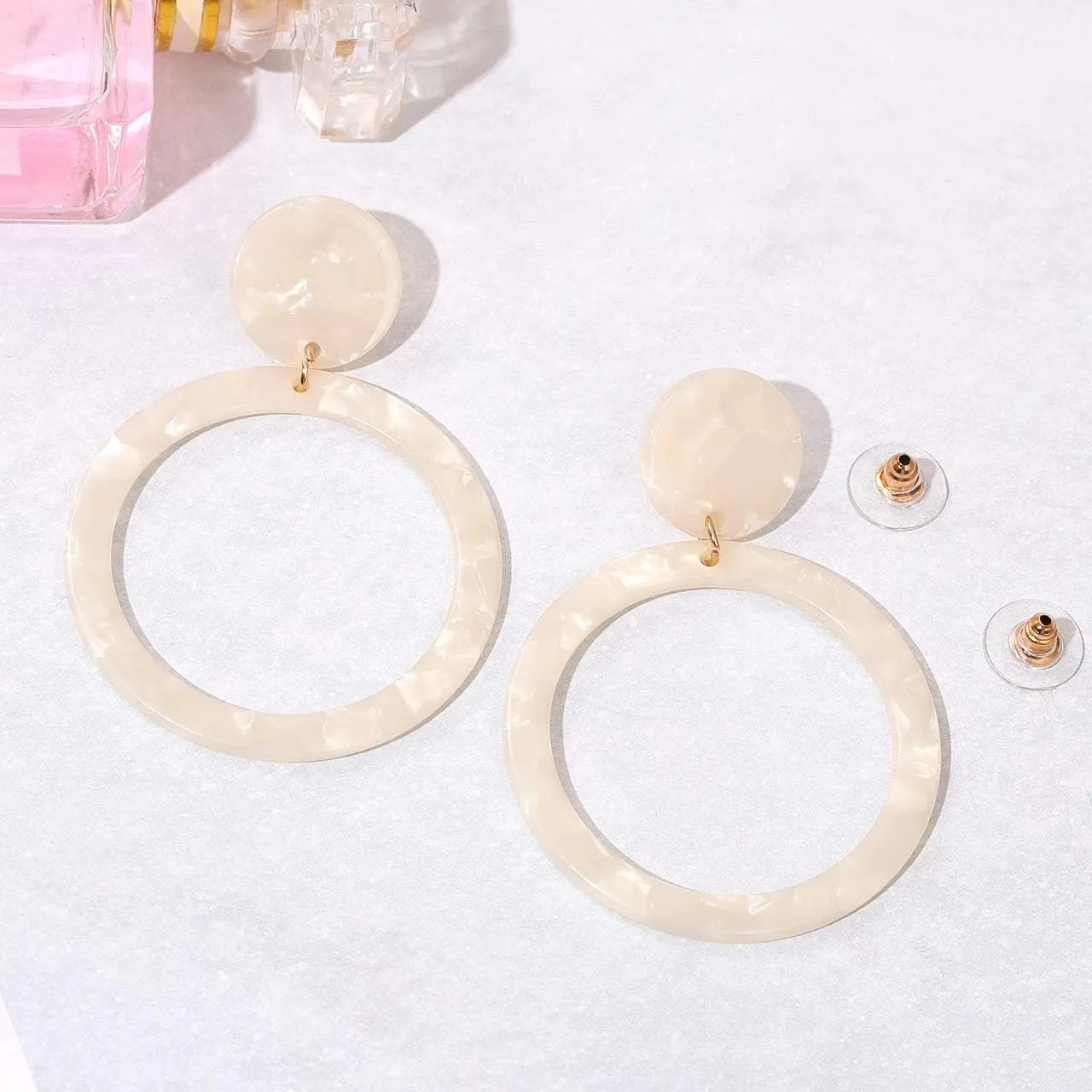 Acrylic for Women Geometry Circle Resin Drop Dangle Earrings Bohemia Tortoise Shell Hoop Earrings Mottled Statement Stud Earrings Fashion Jewelry