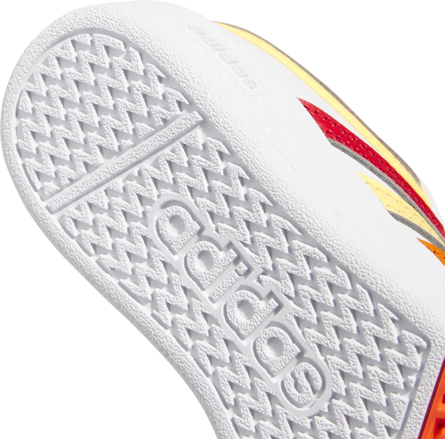 adidas Unisex-Child Hoops 4.0 Velcro Strap Sneaker