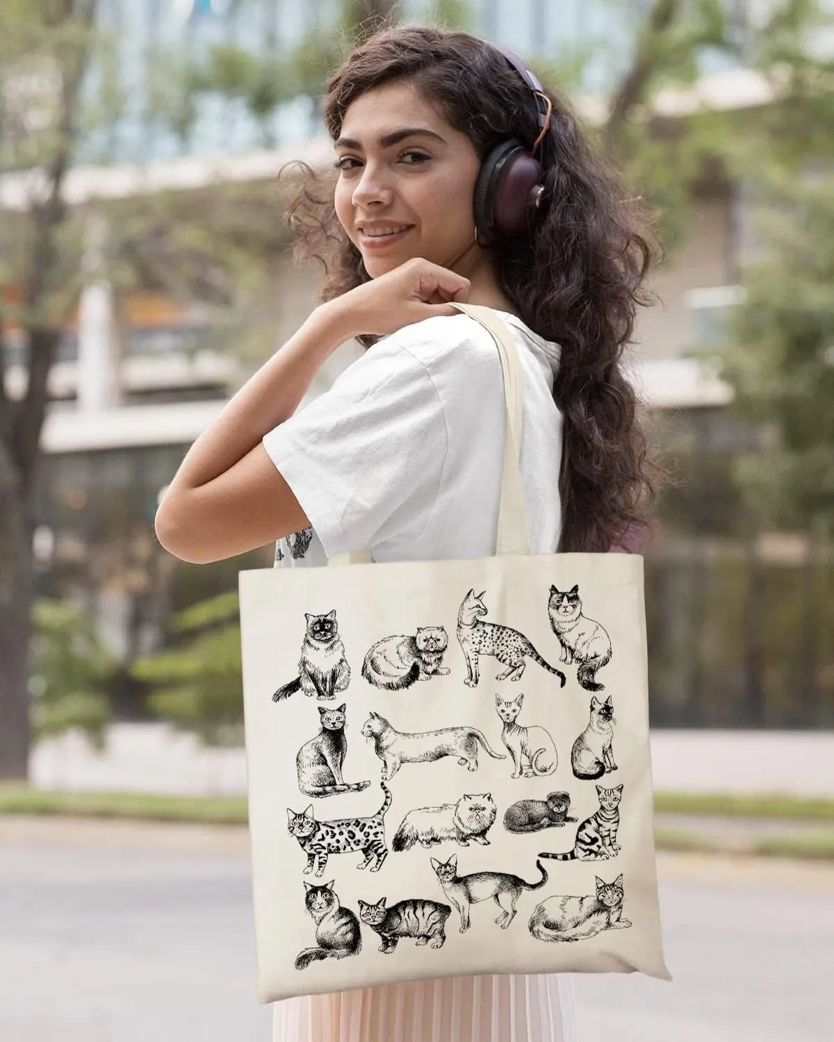AUSVKAI Canvas Tote Bag Aesthetic for Women, Cute Reusable Cloth Cotton Bags for Shopping Beach Grocery