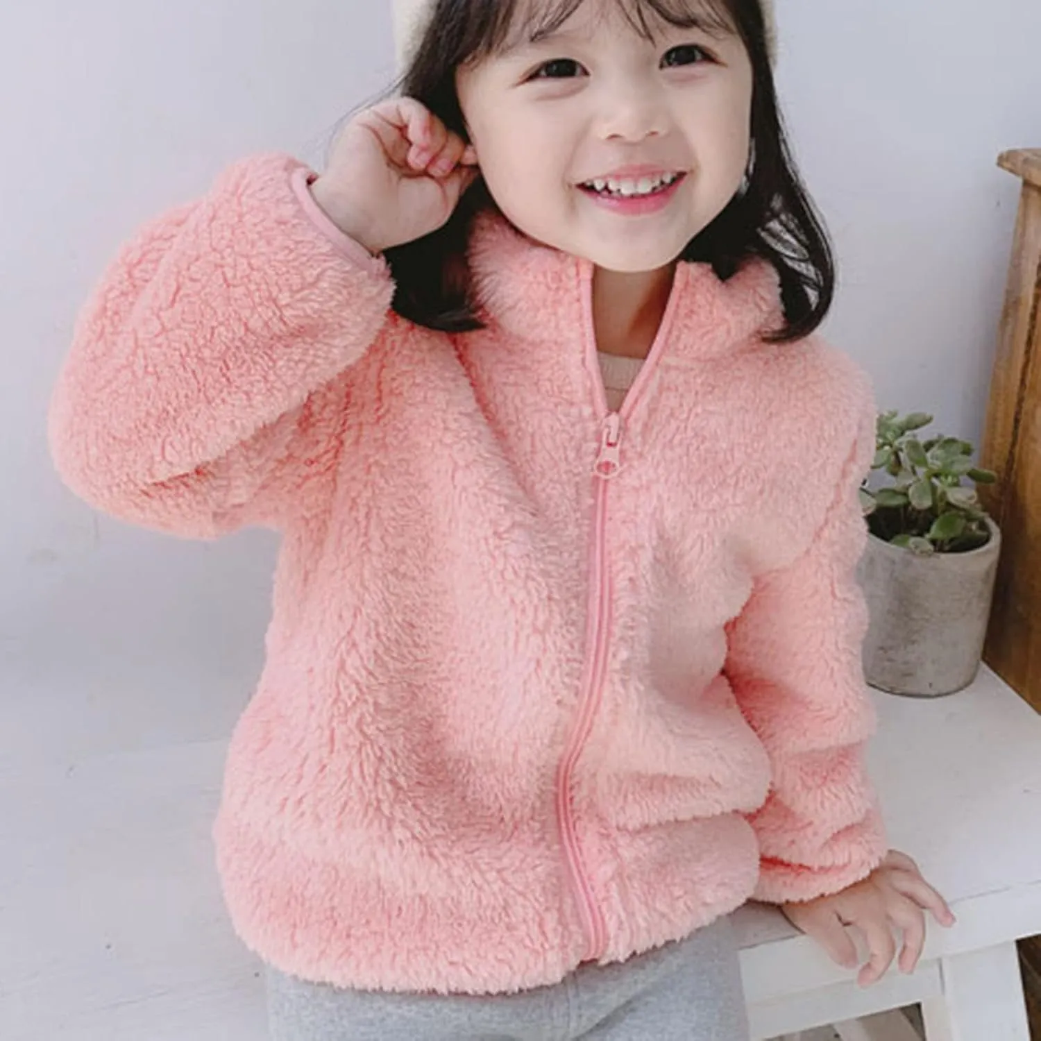 DDAPJ pyju Baby Girls Boys Sherpa Jacket Winter Fleece Coat Toddler Kids Faux Fur Warm Outwear Solid Zip Up Fuzzy Sweatshirt