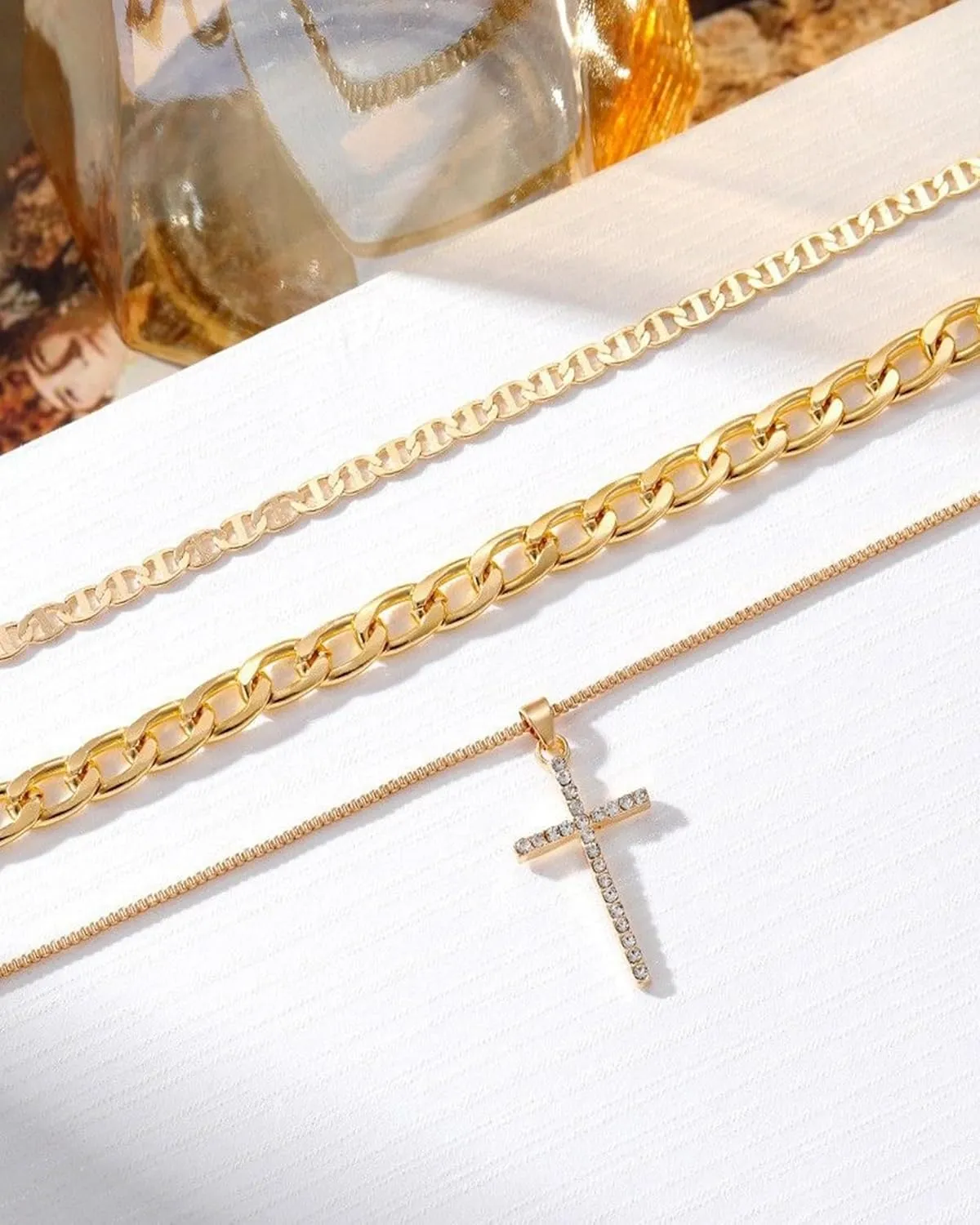 Gold Layered Necklaces for Women Chunky Layered Gold Necklaces Stacked Paperclip Chain Pearl Necklace Herringbone Choker Toggle Clasp Necklace Trendy Jewelry Gifts for Her