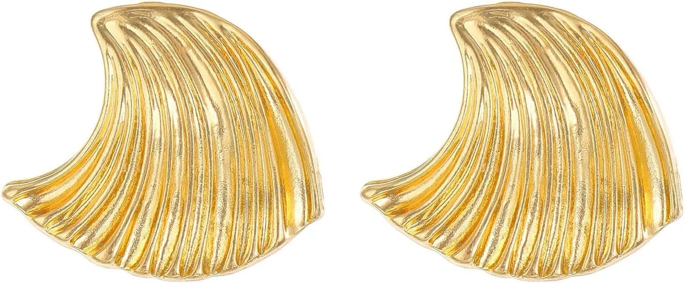Gold Sea Shell Charm Earrings Dangle Golden Mermaid Earrings Scallop Beach Retro Chic Women Gifts Jewelry
