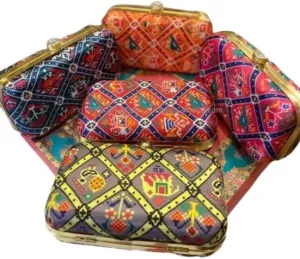 KUMKUM FASHIONS Handmade Patola Silk Printed Metal Evening Cultch For Women | Wedding Favour Gift Handbags | Clutch For women