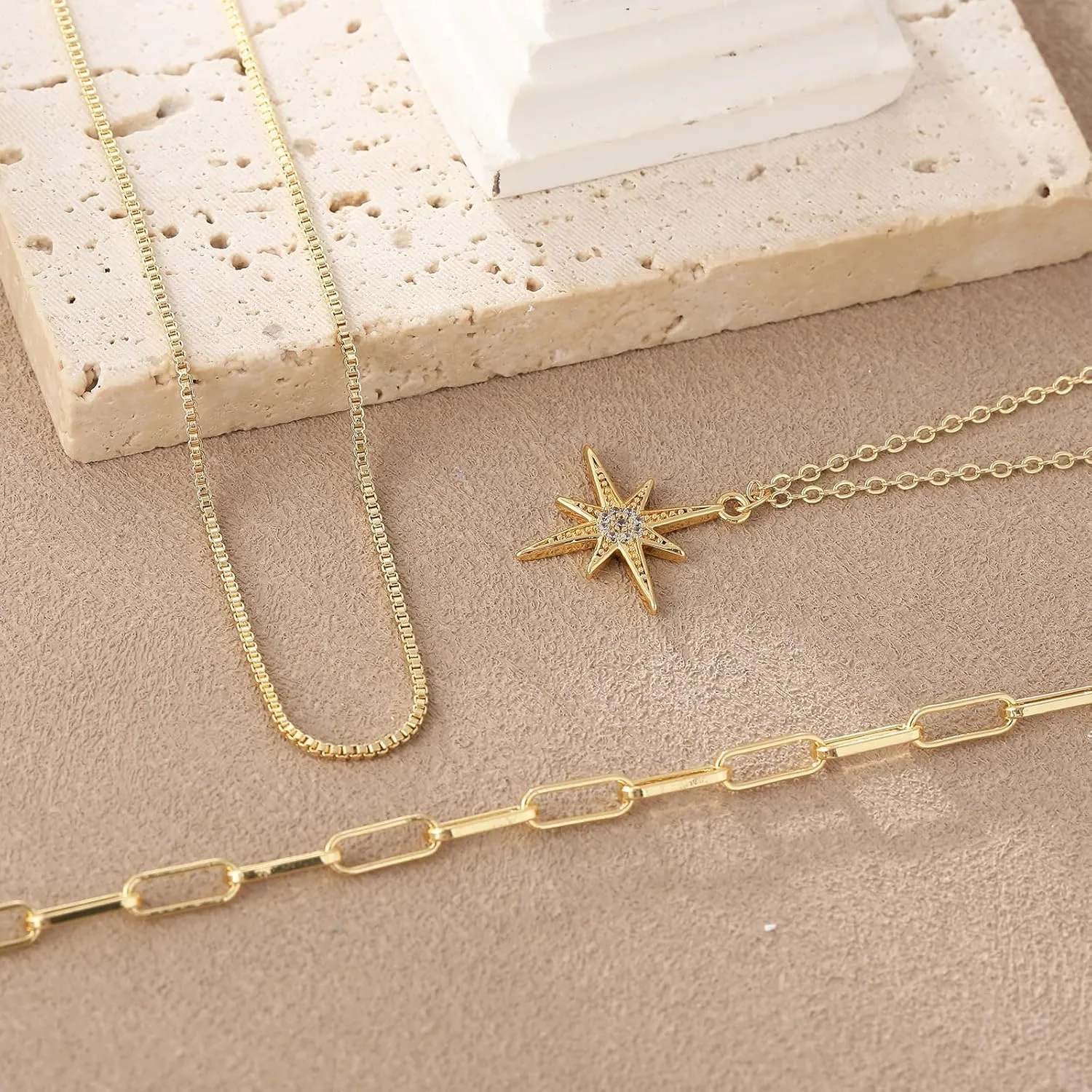 Layered Gold/Silver Necklaces for WomenStackable 14K Gold/Silver Plated Choker Chain Necklace Simple Layering Stack Pendant Necklaces for Women Trendy Gold Set Jewelry for Women