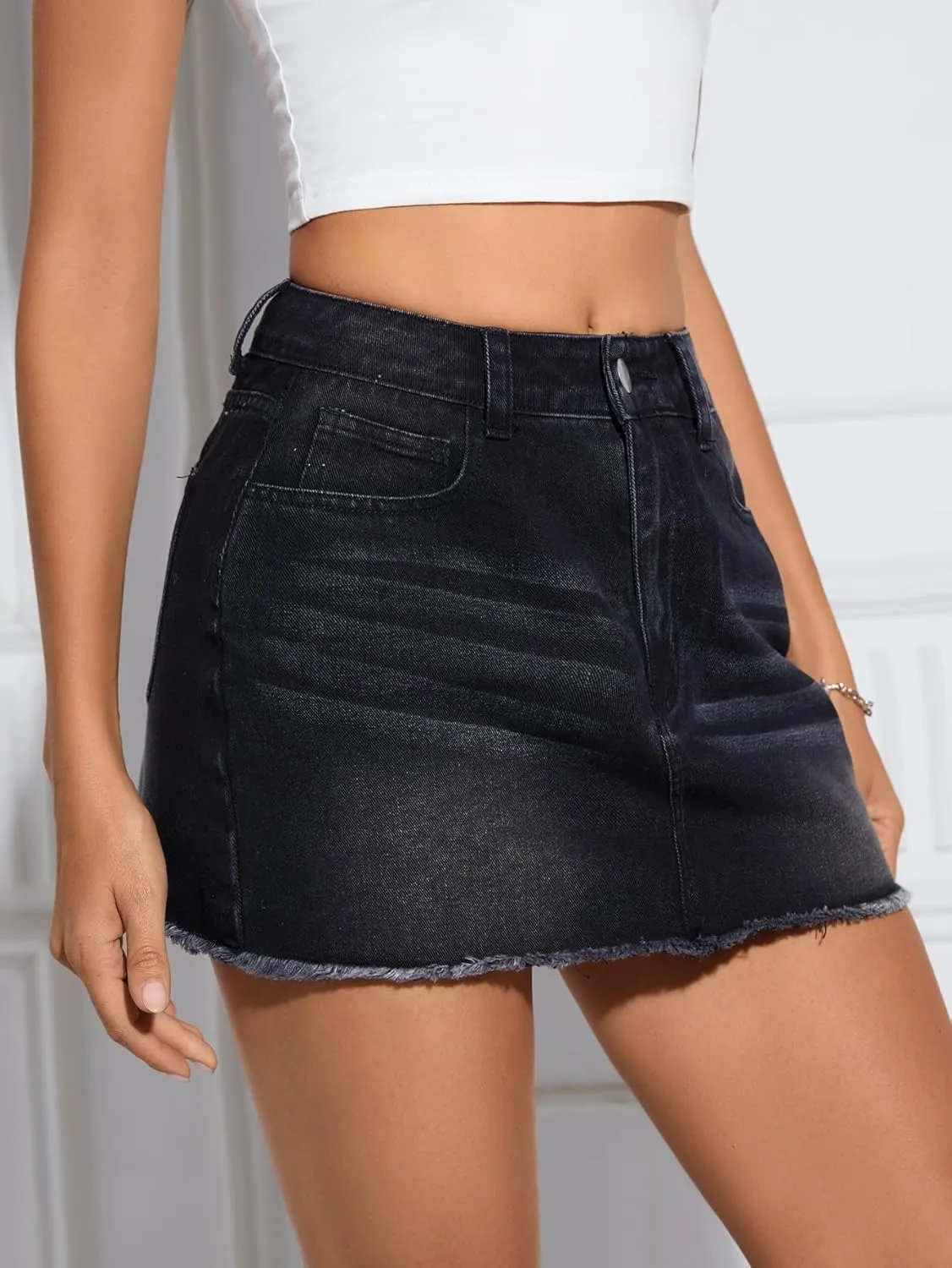 Milumia Women's High Waist Bodycon Denim Mini Skirt Y2K Raw Hem Jean Skirt