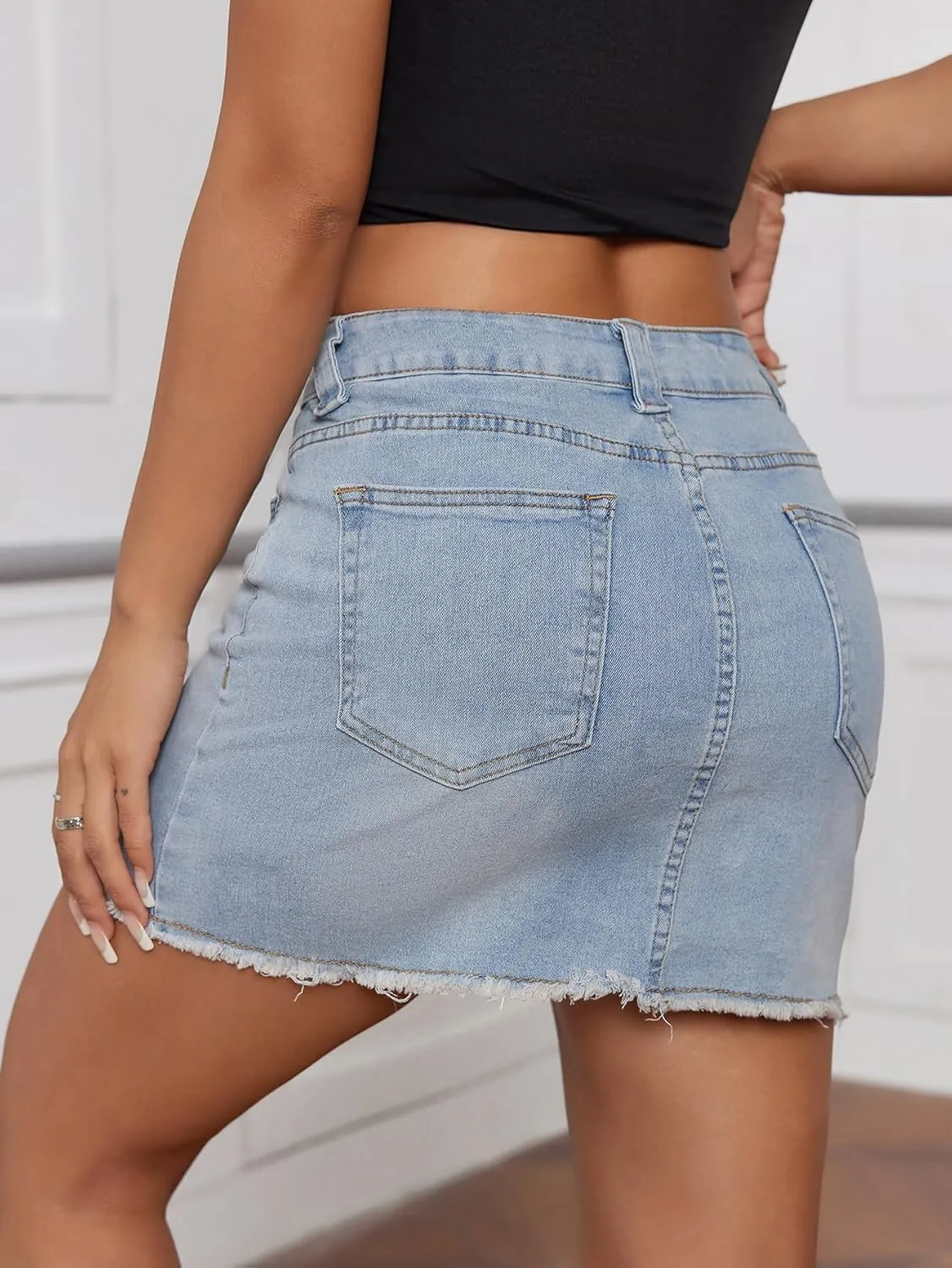 Milumia Women's High Waist Bodycon Denim Mini Skirt Y2K Raw Hem Jean Skirt