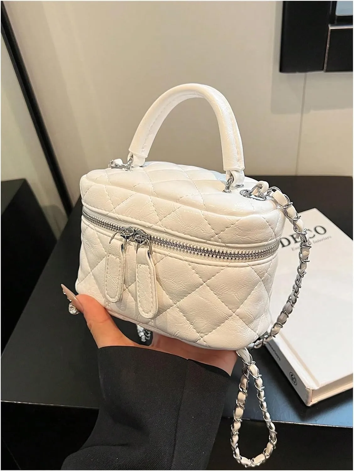 QWINEE Women's Silver Top Handle Crossbody Bag Small Crocodile Embossed Satchel Bag Mini Bucket Handbag