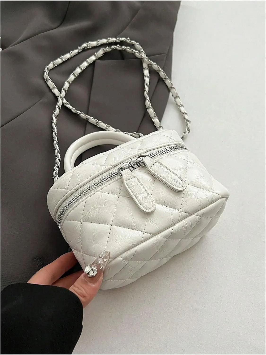 QWINEE Women's Silver Top Handle Crossbody Bag Small Crocodile Embossed Satchel Bag Mini Bucket Handbag