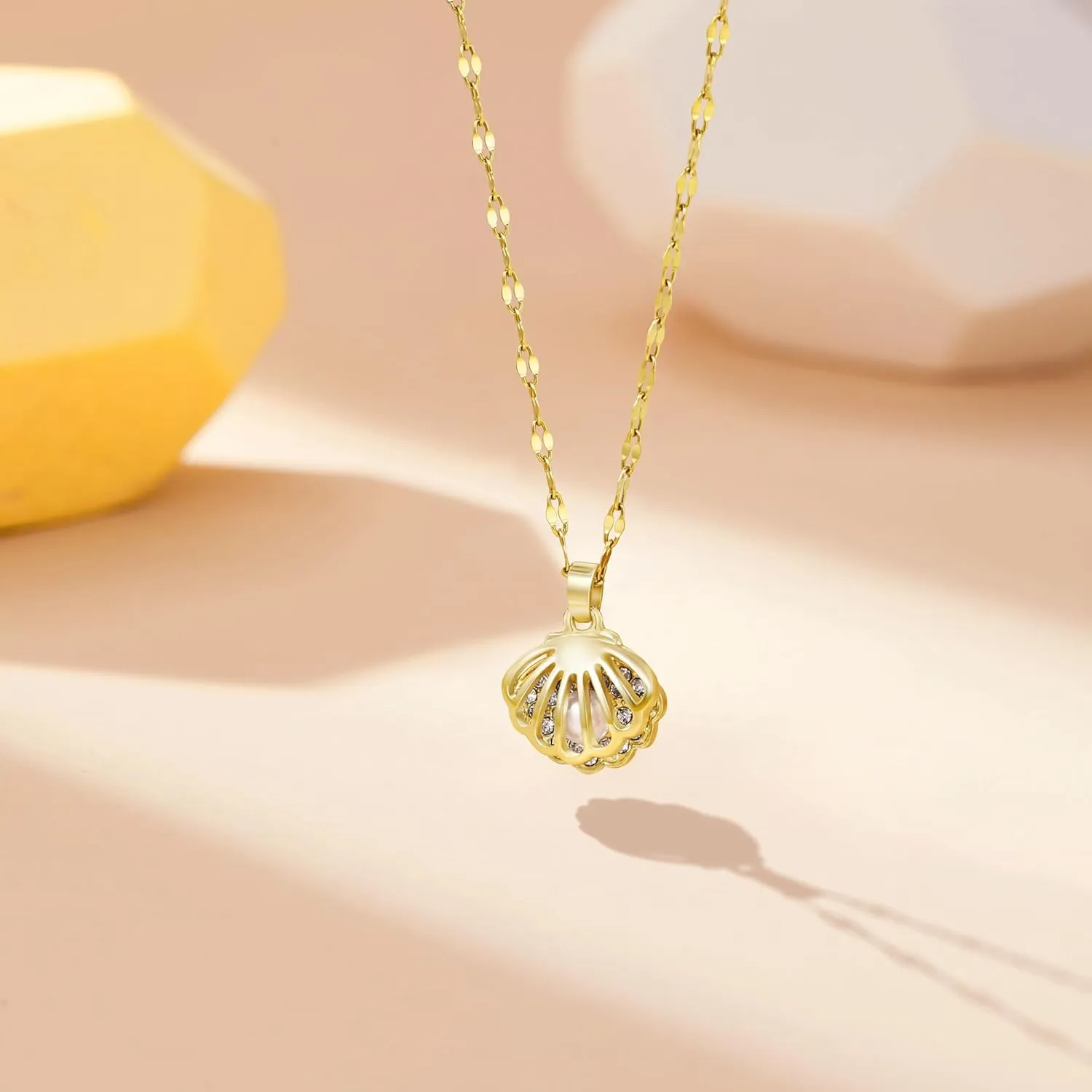 Shell Necklace for Women,14k Gold Plated Layered Starfish Conch SeaShell Pearl Pendant Charm Necklace,Non Tarnish Adjustable Stainless Steel Chain Stack Jewelry for Summer Beach Vacation
