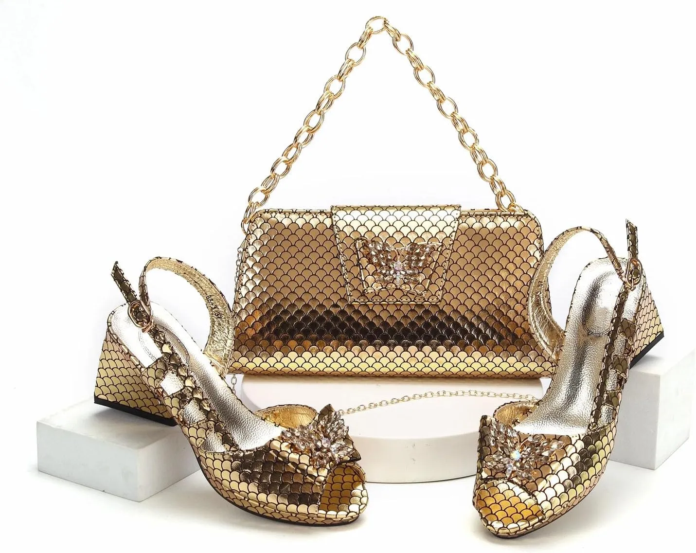 Womens Italian Inspired Crystal Decorated Wedding Shoes and Shoulder Bag Set Pointed Toe High Heels for Bride